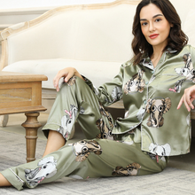 Load image into Gallery viewer, Seven Piece Suit Pajamas Set For Women
