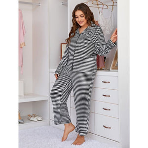 Black and White Plus Size Pajamas Set