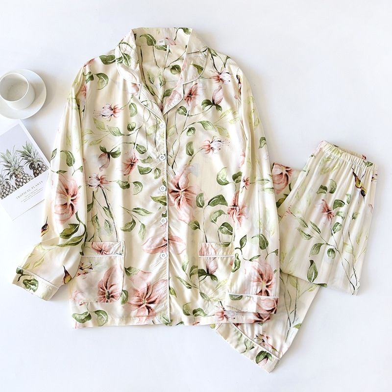 Pink Flowers On Off White Pajamas Set